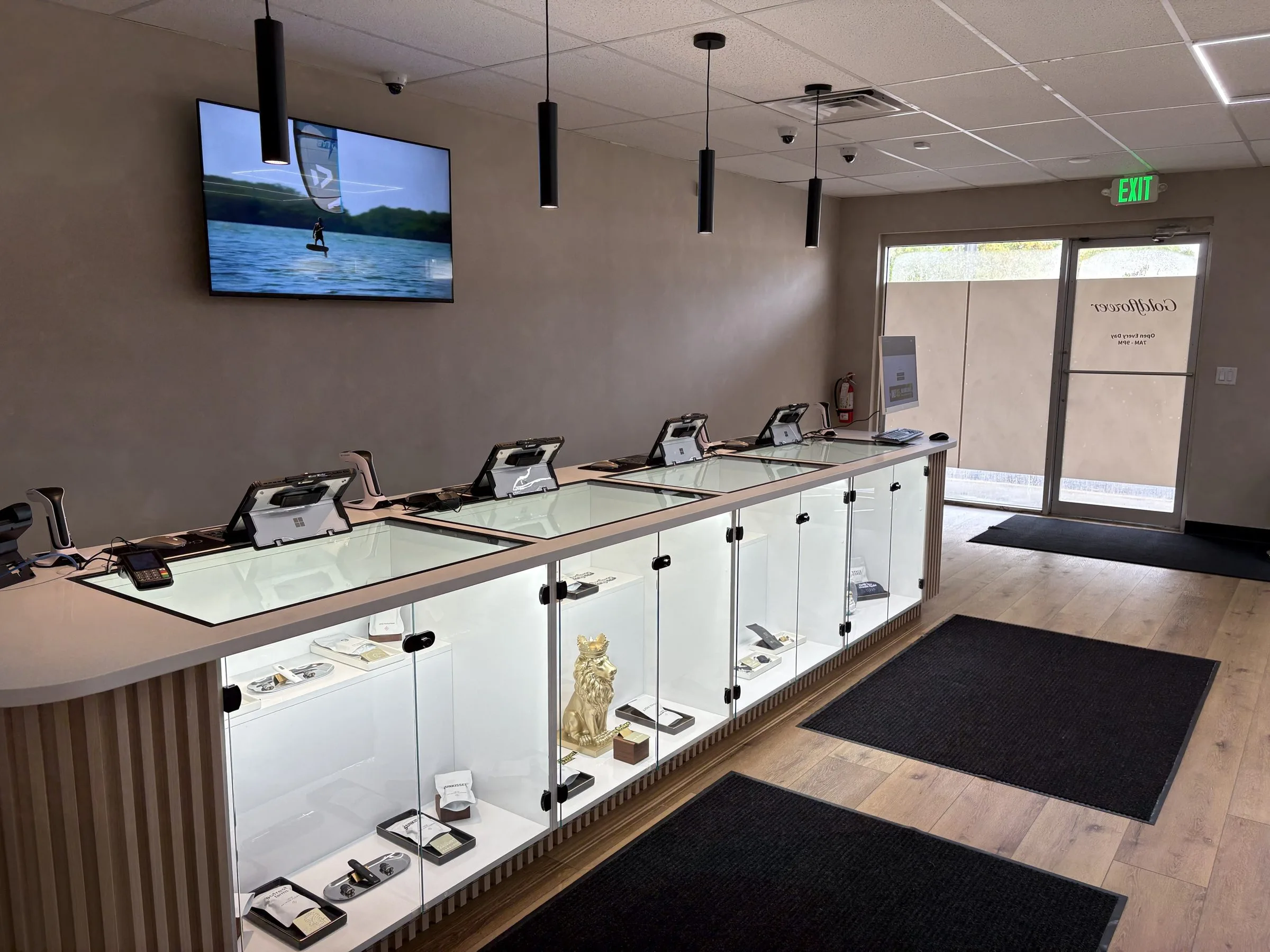 Goldflower Orange Park dispensary interior
